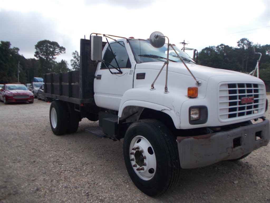 2001 GMC C series's photo