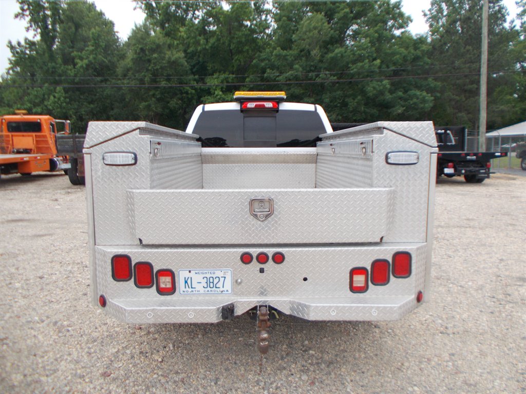 2015 Chevrolet Silverado 2500HD High Country photo 8