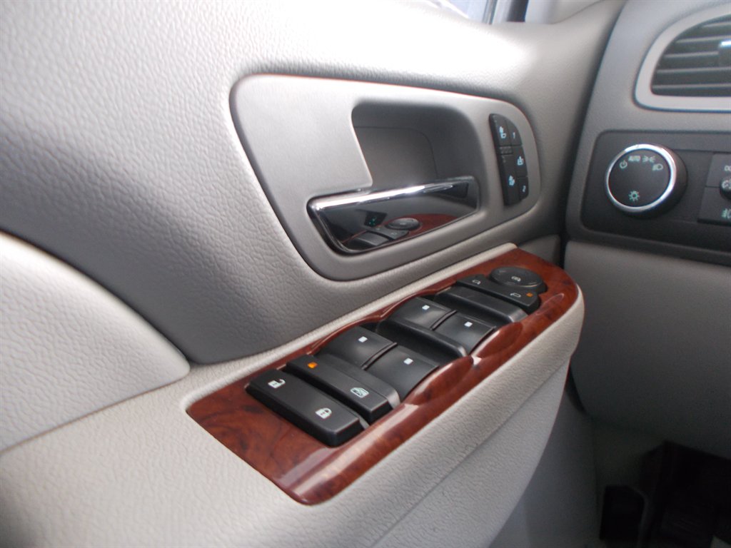 2012 GMC Sierra 2500HD SLT - Photo 11