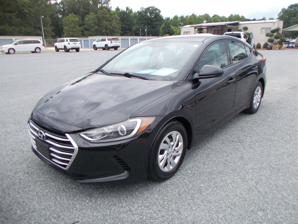 2017 Hyundai Elantra SE photo 4