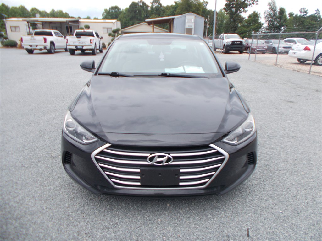 2017 Hyundai Elantra SE photo 3