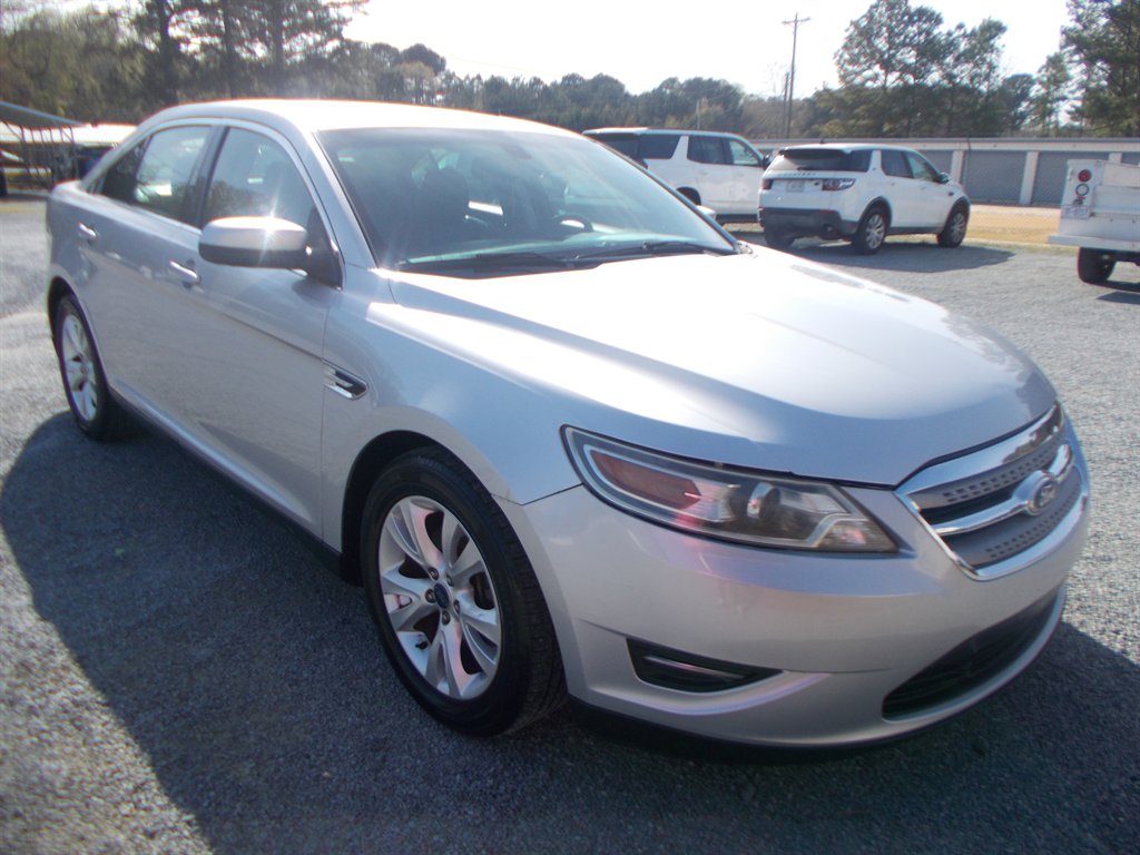 2011 Ford Taurus SEL