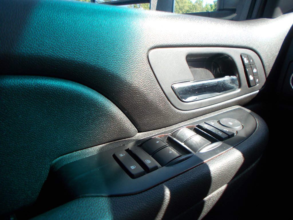 2014 Chevrolet Silverado 2500HD LTZ - Photo 11