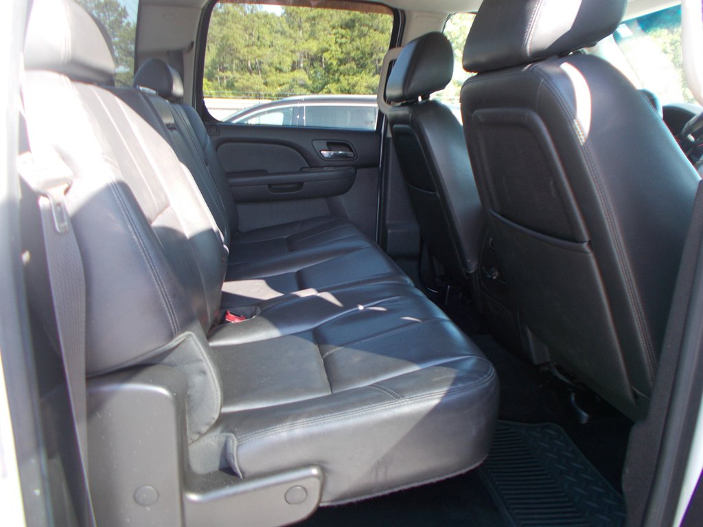 2014 Chevrolet Silverado 2500HD LTZ - Photo 24