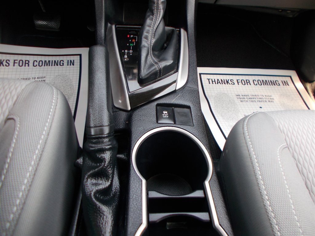 2014 Toyota Corolla LE - Photo 17