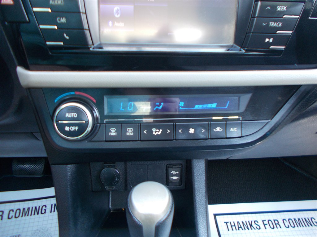 2014 Toyota Corolla LE - Photo 15