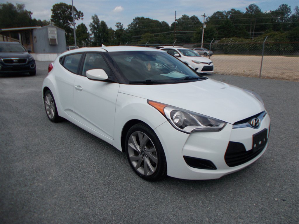 2016 Hyundai Veloster Base